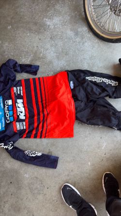 Troy Lee