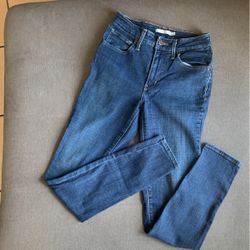 Levi’s 721 High Rise Skinny Jeans