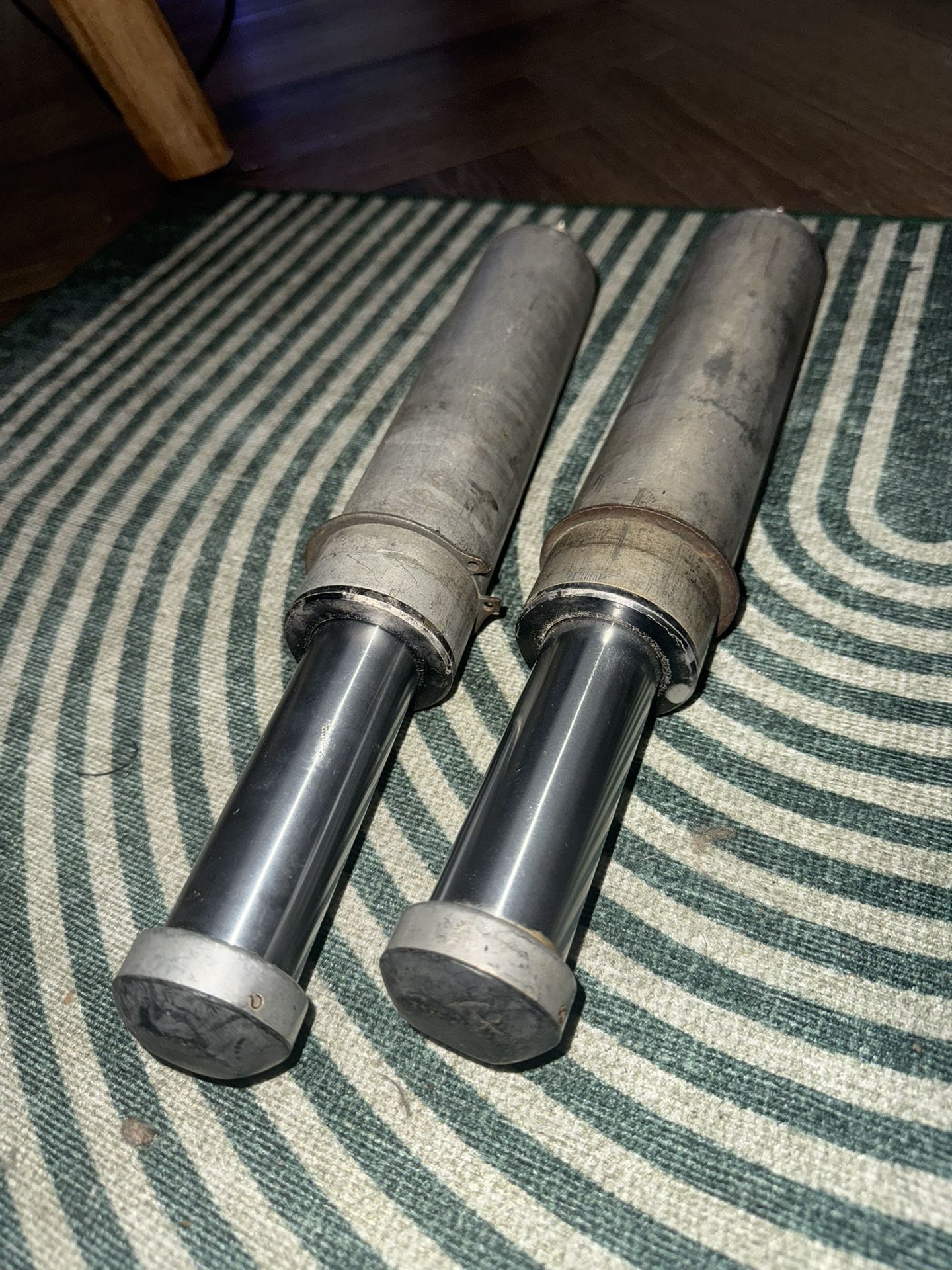 Radflo Bump Stops 2 X 4 - cans Included