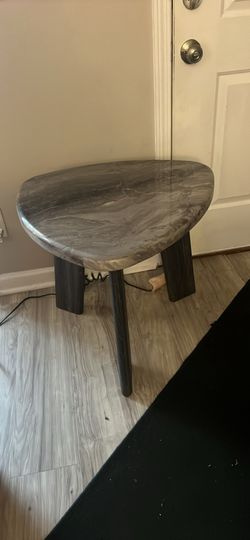Coffe Table And 2 End Tables