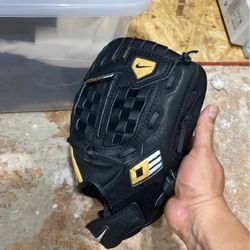 Baseball Glove 