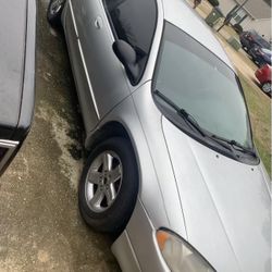 2004 Dodge Intrepid $1000 OBO