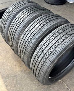 215/55/18 Bridgestone vendo un set de llantas usadas excelente condiciones de vida las 4 ✅🤩I am selling a set of used tires, all 4 in excellent livin