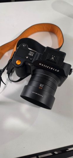 Hasselblad X2D 100c with 28mm XCD lens