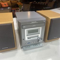 Panasonic SA-PM07 CD Stereo System. CD, Cassette, FM/AM Radio. Head Unit in Miami