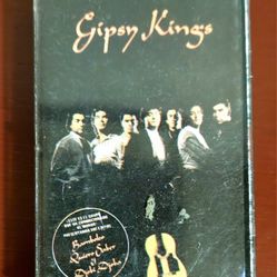 VINTAGE MUSIC CASSETTE - THE GYPSY KINGS 