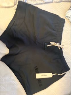 Women essentials shorts