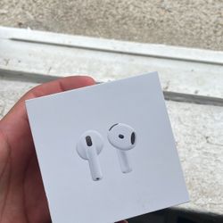 AirPods 4th Generation Brand New Haven’t Opened 