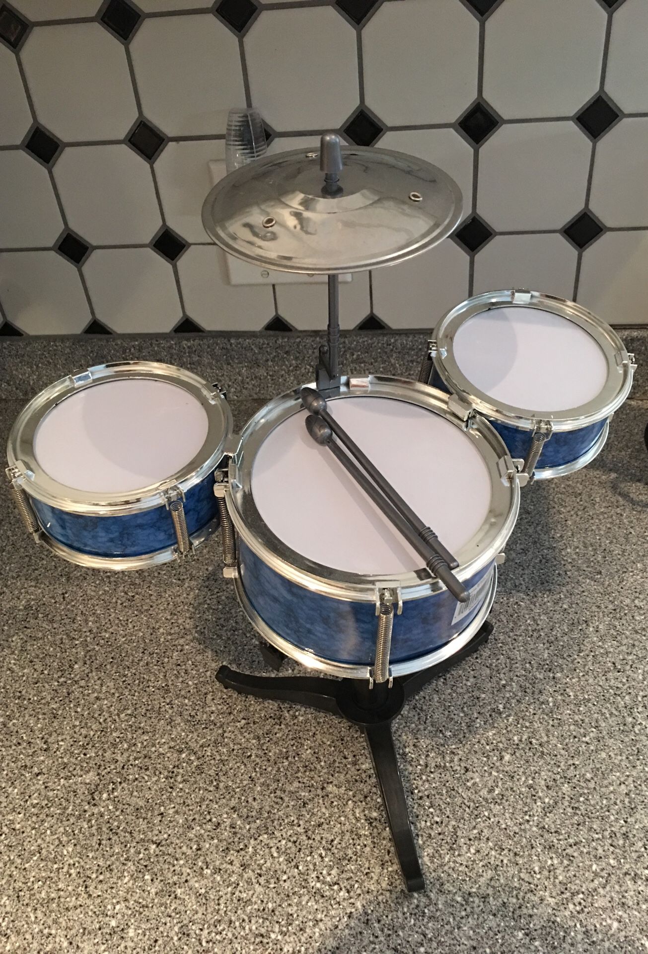 Mini drum set