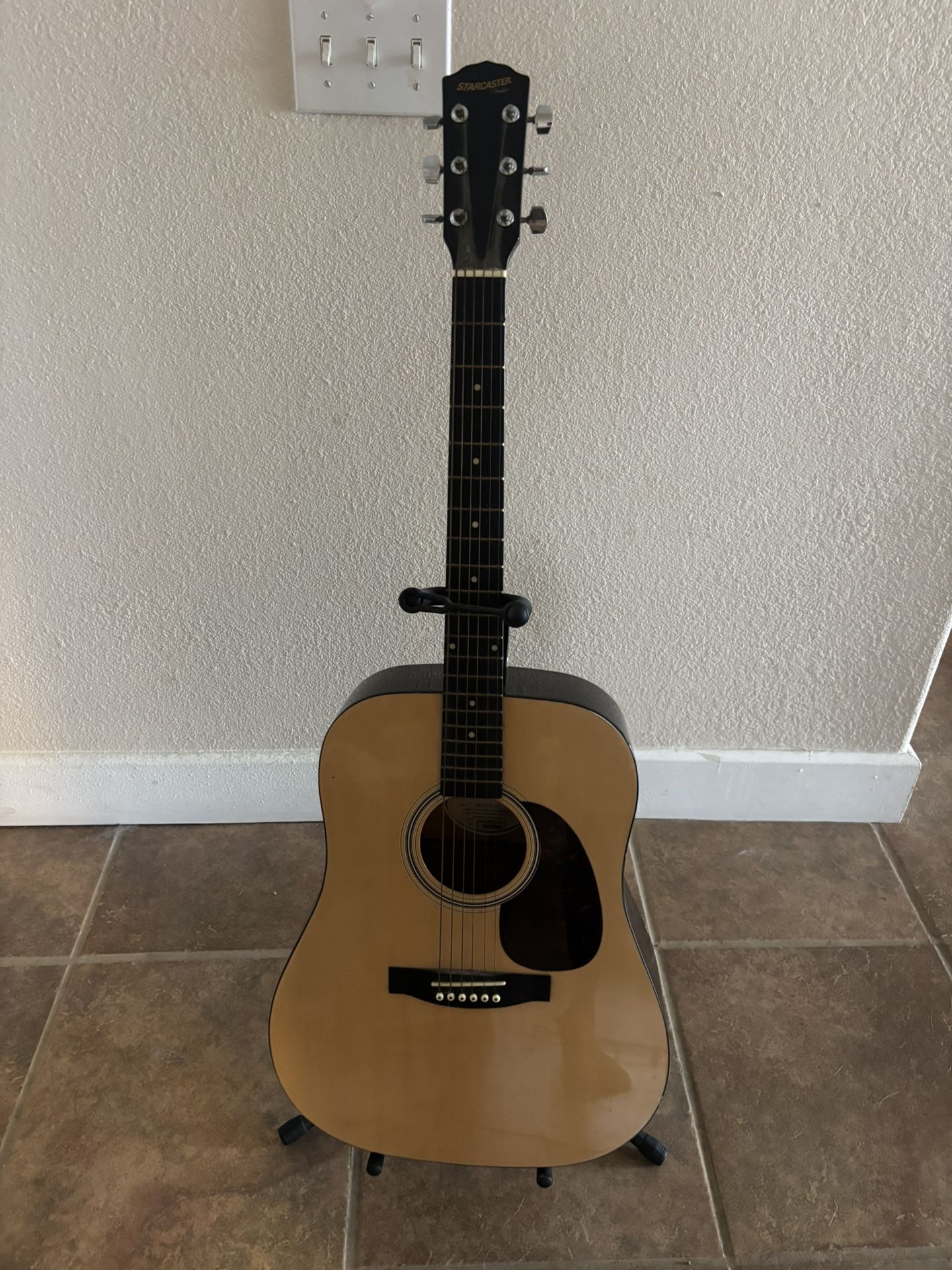 Fender Guitar “Starcaster
