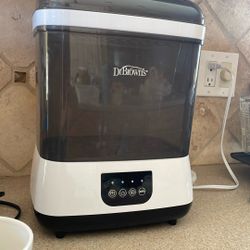 Dr. Brown Bottle Sterilizer and Dryer  