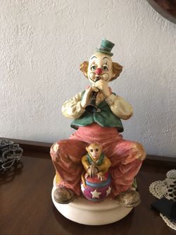 Melody in motion musical clown