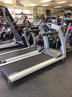 Heavy Duty Life Fitness Treadmill  Includes Warranty