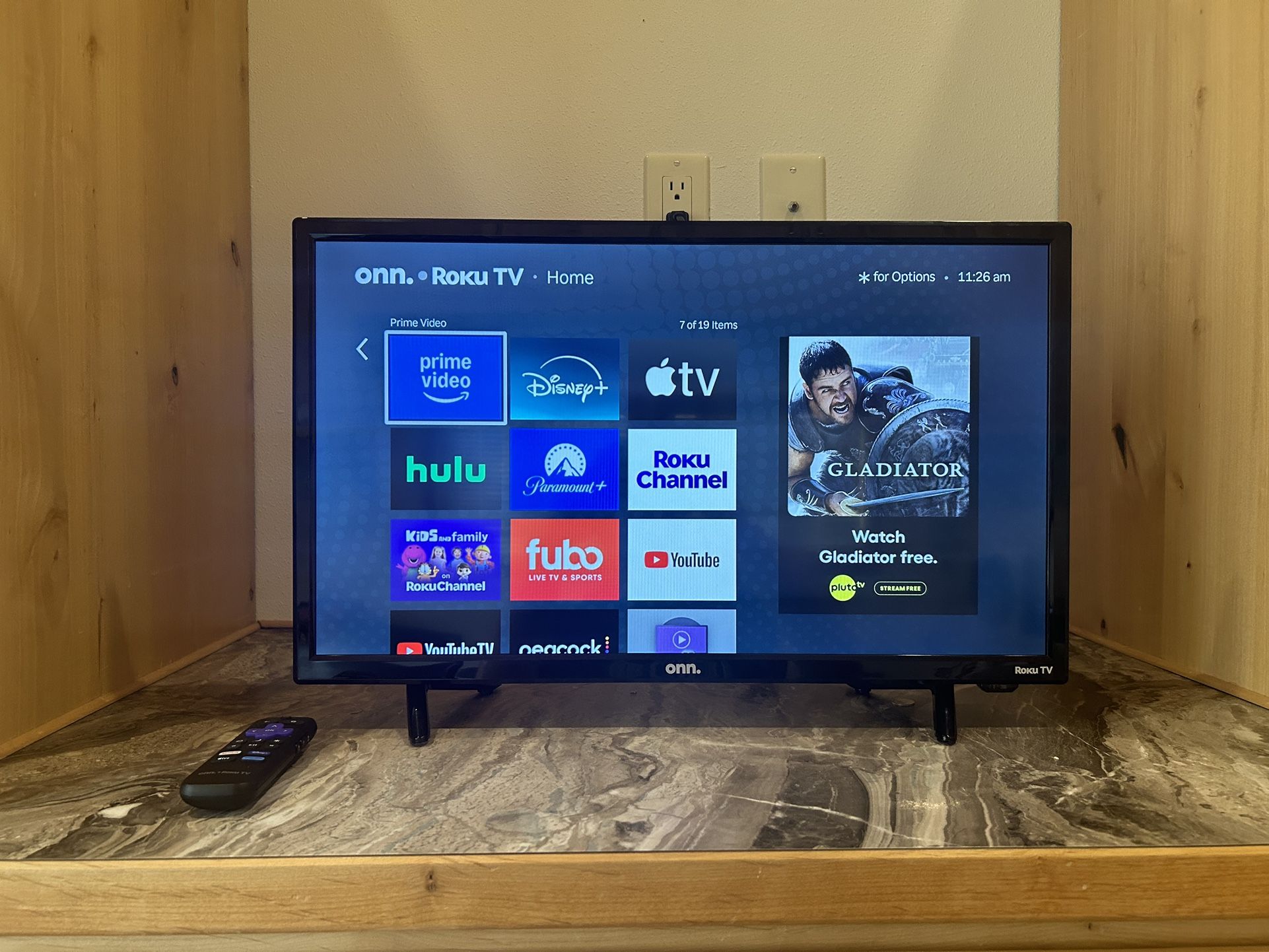 Small Roku TV & Gaming/Work Monitor