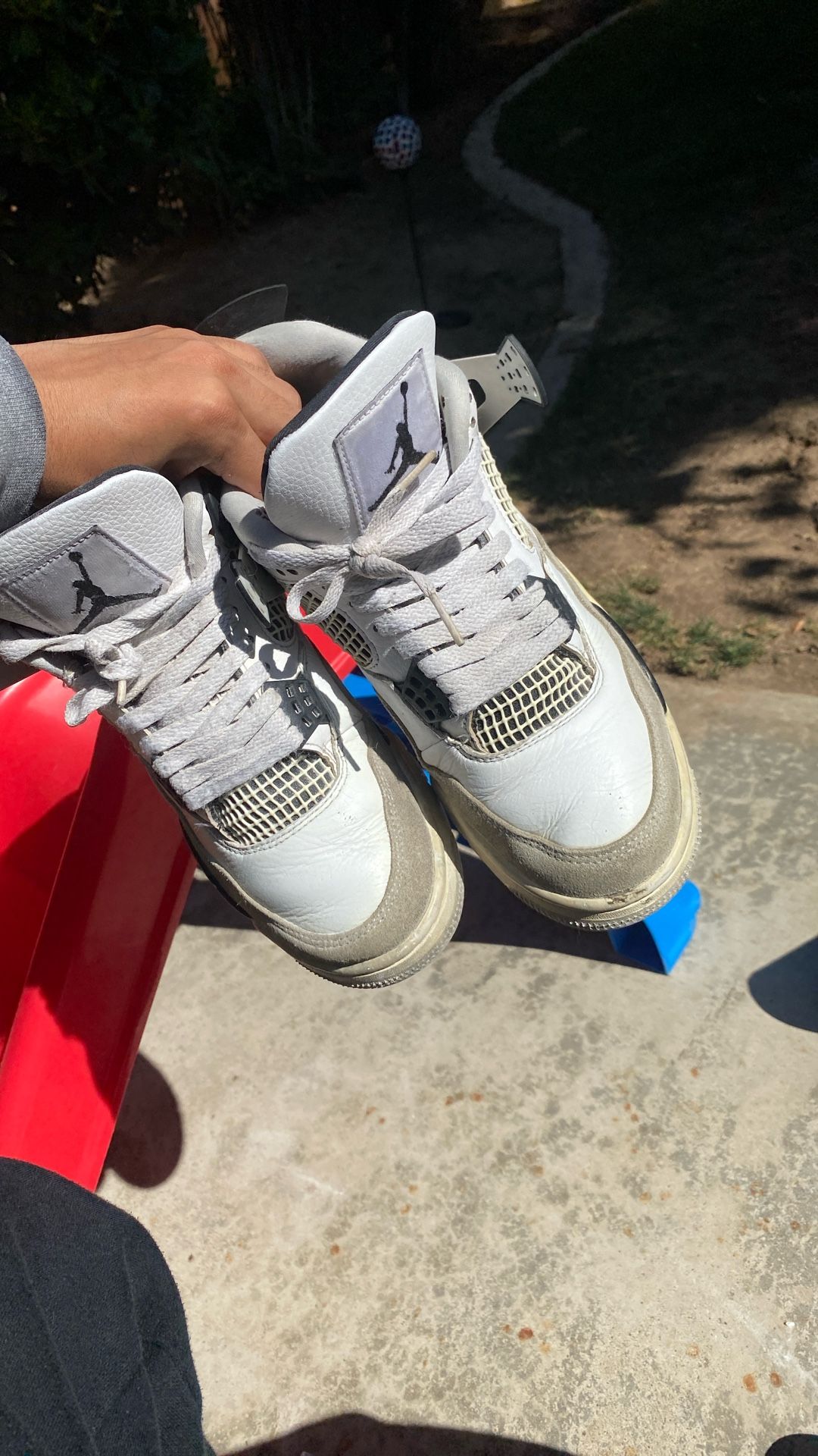 Jordan 4 Military