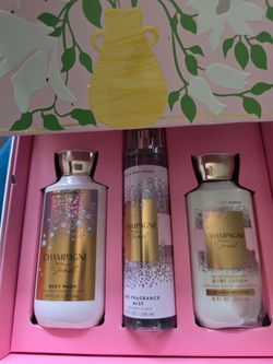 Bath And Bodyworks champagne toast gift set