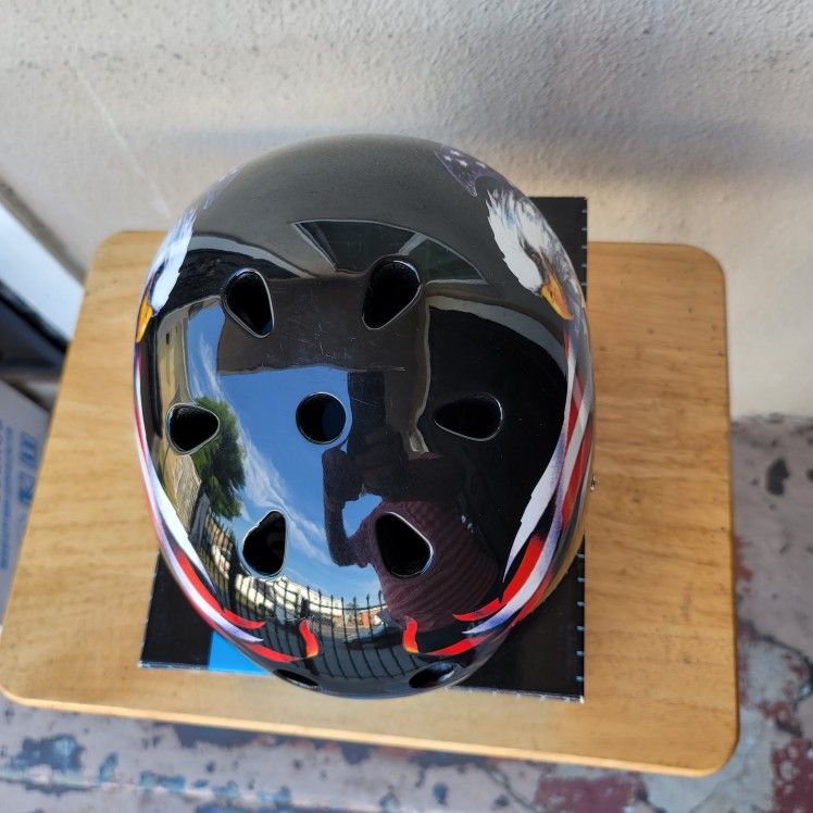 HELMET SPORTS SIZE SMALL 