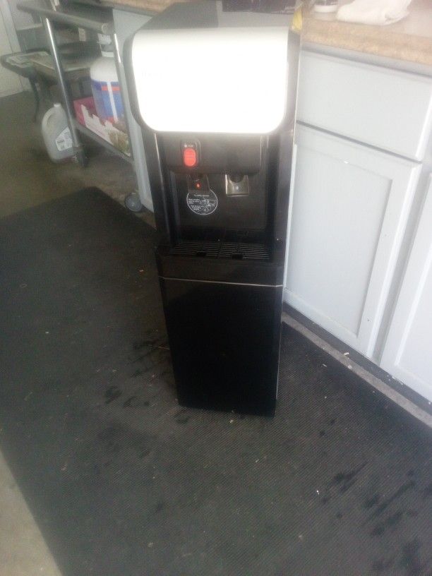 Aquverse Hot Cold Water Dispenser