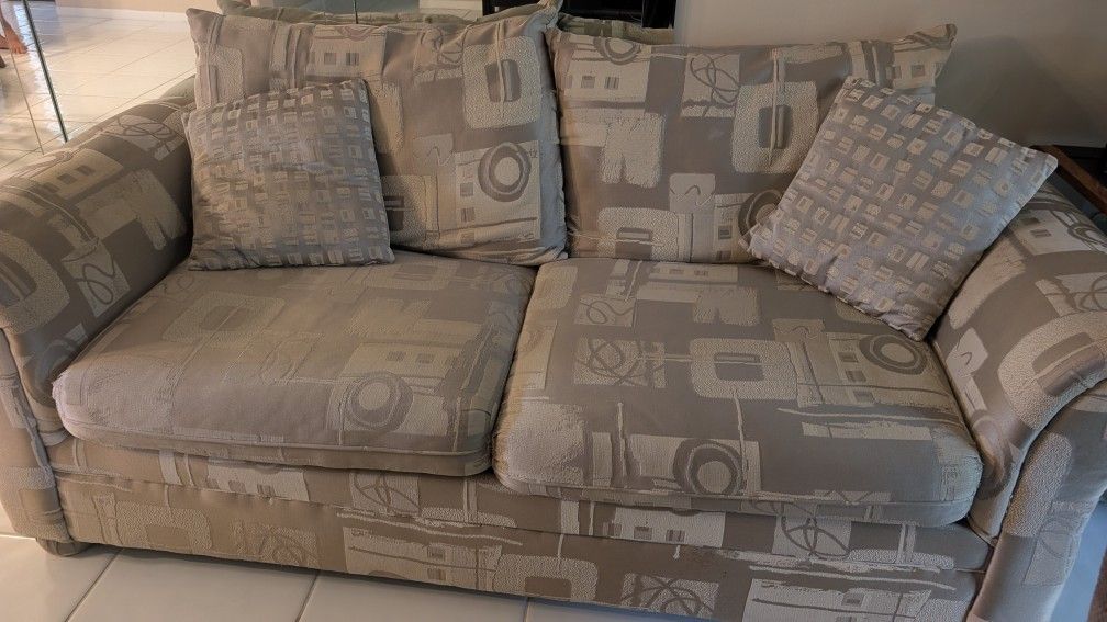 Couch 75 inches