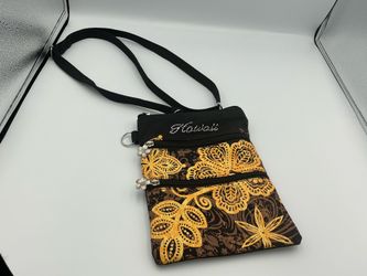 Island Impressions Crossbody