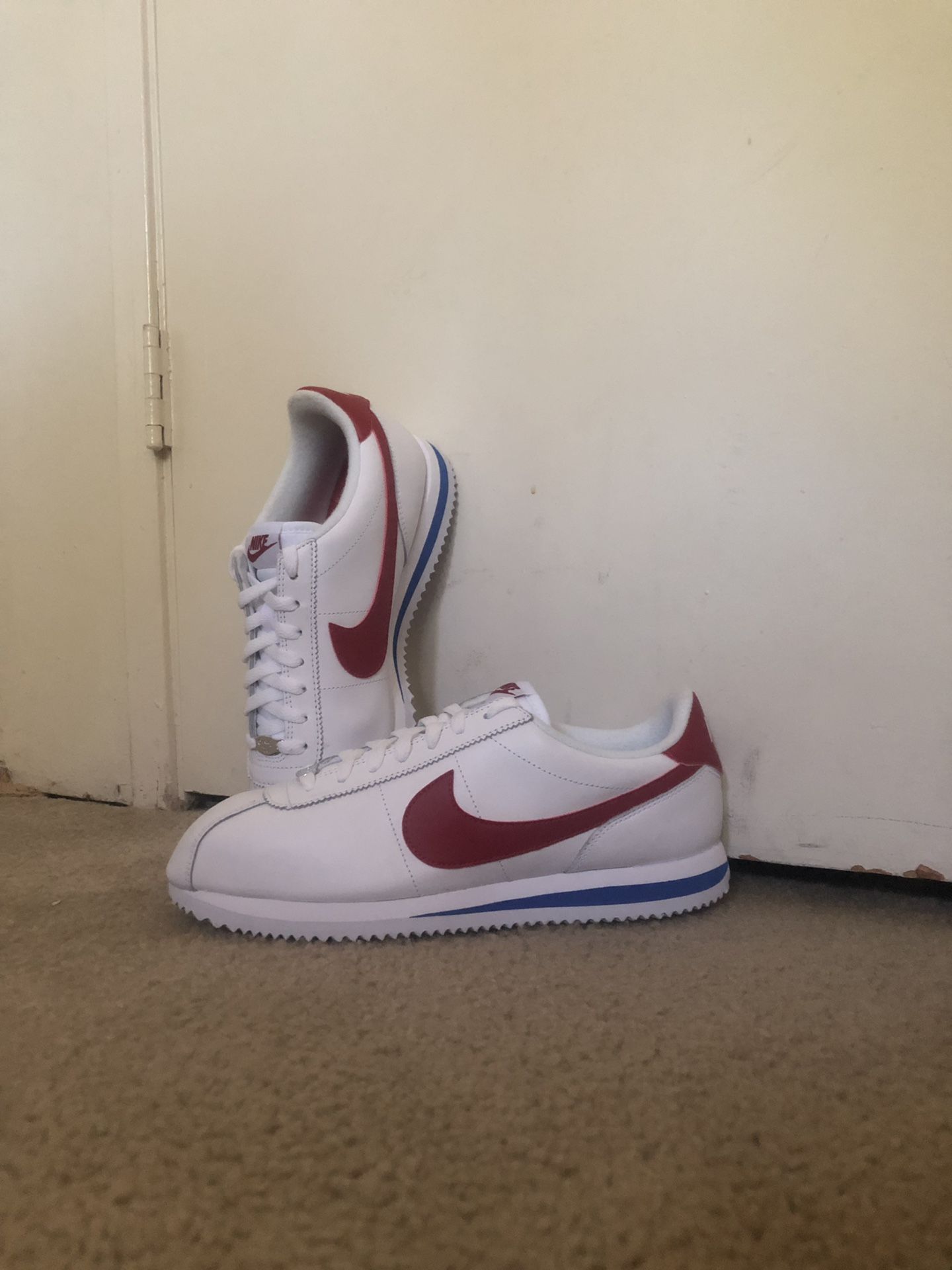 Brand new Nike Cortez size 9 men for Sale in Sacramento, CA - OfferUp