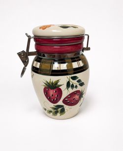 Strawberry Ceramic Kitchen Canister w/ Clamp Lid – Vintage Style