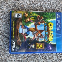 PS4- Crash Bandicoot