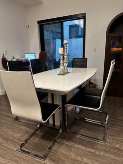 Modern Dining Table with 6 Chairs *BEST OFFER*