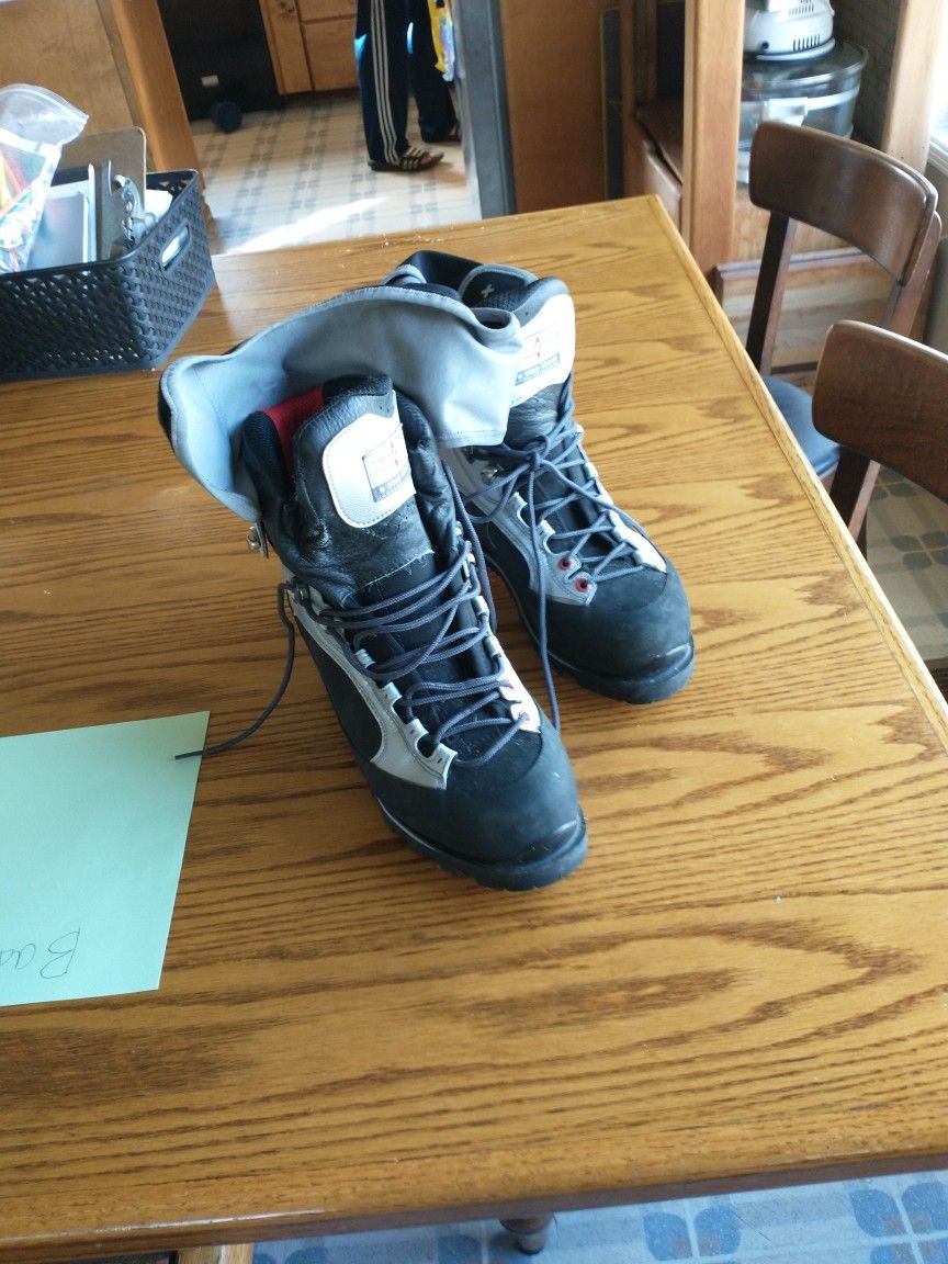KayLand Boots. M11+