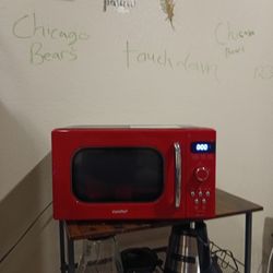Cromwell Microwave 