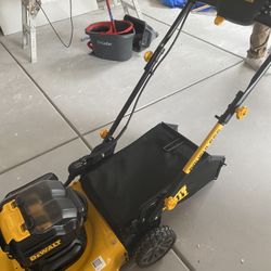 Dewalt Battery Operated Lawnmower