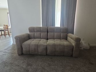 Coches new s' sofas nuevos