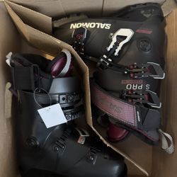 Women’s Ski Boots — 2023 S/PRO ALPHA 110 W Size 24.5
