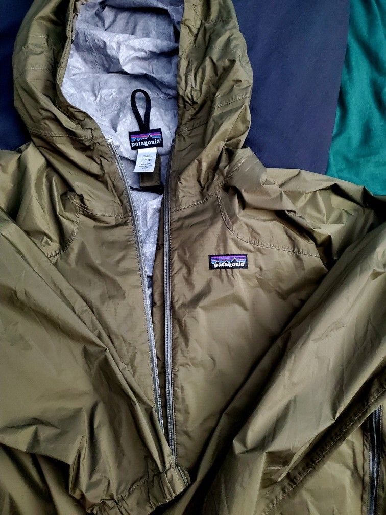 Patagonia Rainproof Jacket