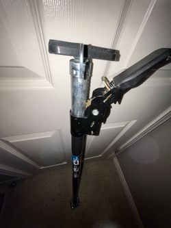 Adjustable Ratcheting Cargo Bar