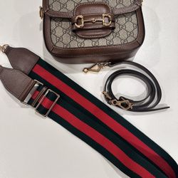 G-G Crossbody
