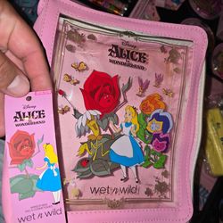 Disney Alice in Wonderland,  Wet ɲ Wild Limited Edition Make up set