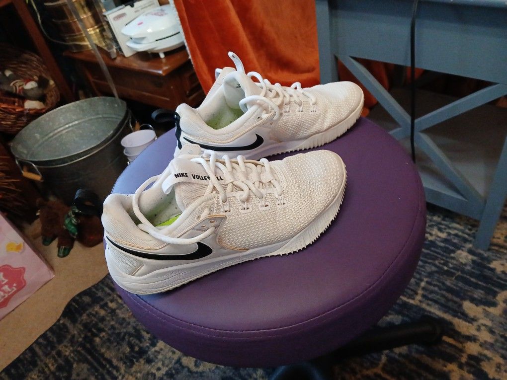 Nike Volleyball Shoes