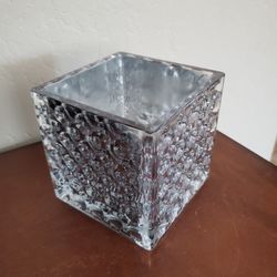 Vase Breakable  Heavy 