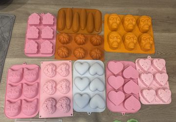 Silicone molds For Crafts And Baking