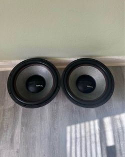 2 15 inch subs