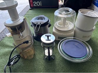 Bodum French Press, Cuisinart Ice Cream Maker, Huron Juicer, Presto Mini Fryer, Pyrex bowls