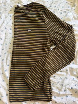Women’s Levis Long sleeve
