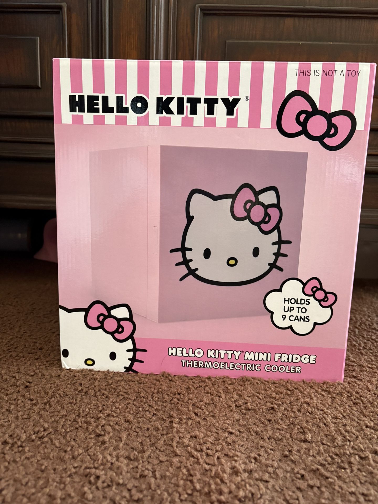 Hello Kitty Mini Fridge 