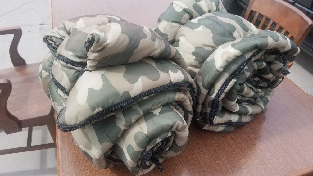 Sleeping bags like new