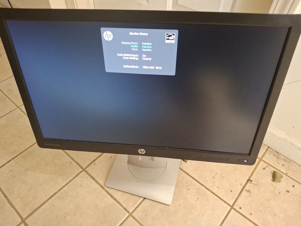 HP EliteDisplay E202 20" HD+ 1600 x 900 60 Hz VGA HDMI DP IPS Monitor