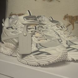 OFF-WHITE  “Be Right Back” Sneakers