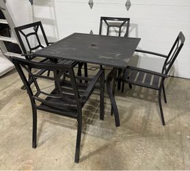 5-Piece Black Metal Outdoor Dining Set