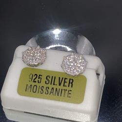925 Silver Unisex Moissanite Earrings 0.75 Carat 