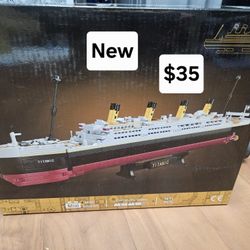 Titanic Set New